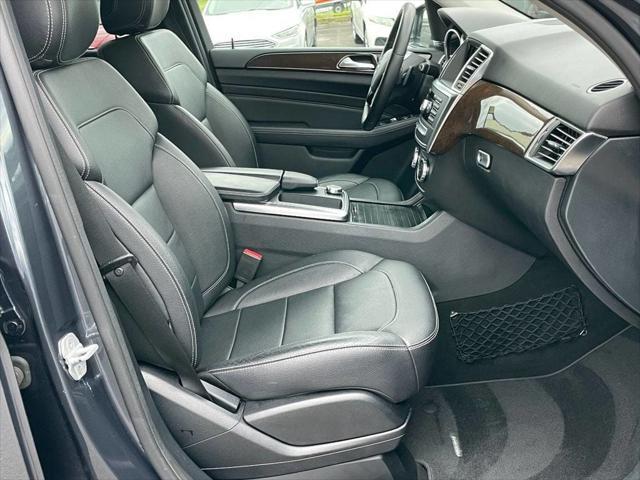 used 2015 Mercedes-Benz M-Class car, priced at $13,495