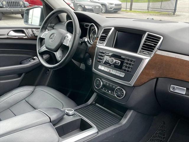 used 2015 Mercedes-Benz M-Class car, priced at $13,495
