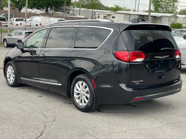 used 2018 Chrysler Pacifica car, priced at $14,495