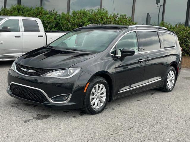 used 2018 Chrysler Pacifica car, priced at $14,495