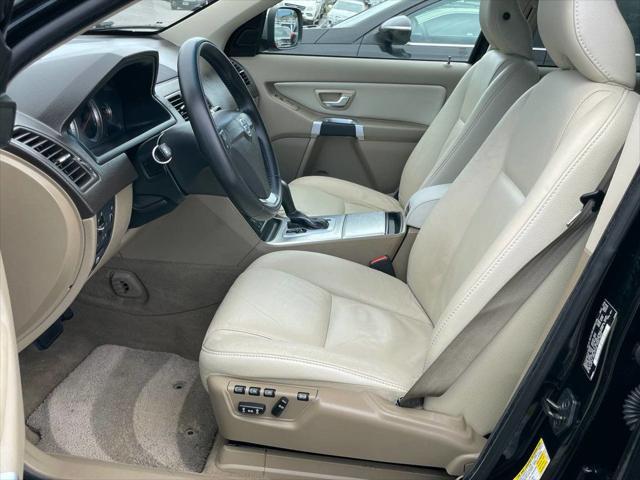 used 2014 Volvo XC90 car, priced at $10,495