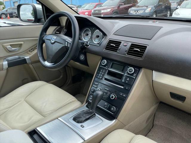 used 2014 Volvo XC90 car, priced at $10,495