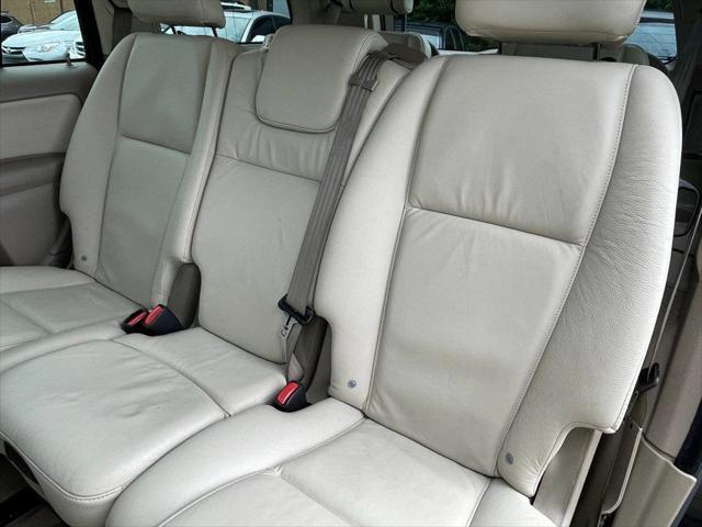 used 2014 Volvo XC90 car, priced at $10,495