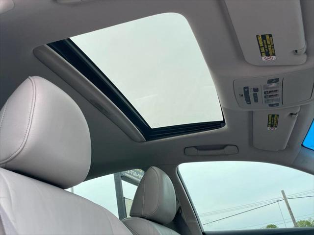 used 2011 Lexus ES 350 car, priced at $9,999