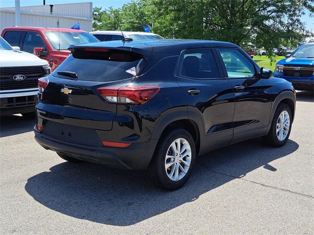 used 2025 Chevrolet TrailBlazer car, priced at $22,999