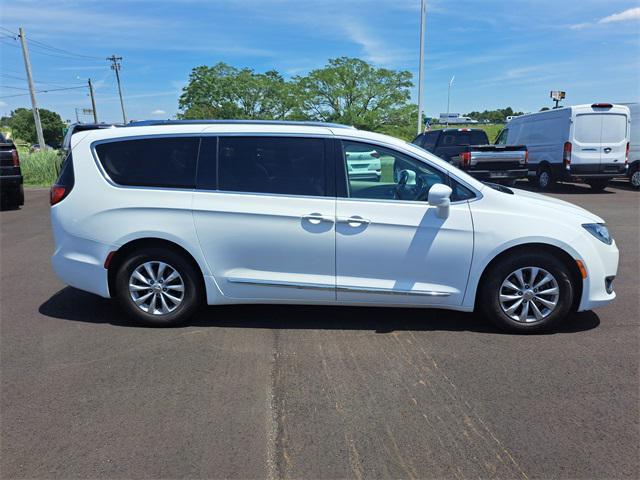 used 2018 Chrysler Pacifica car, priced at $10,968