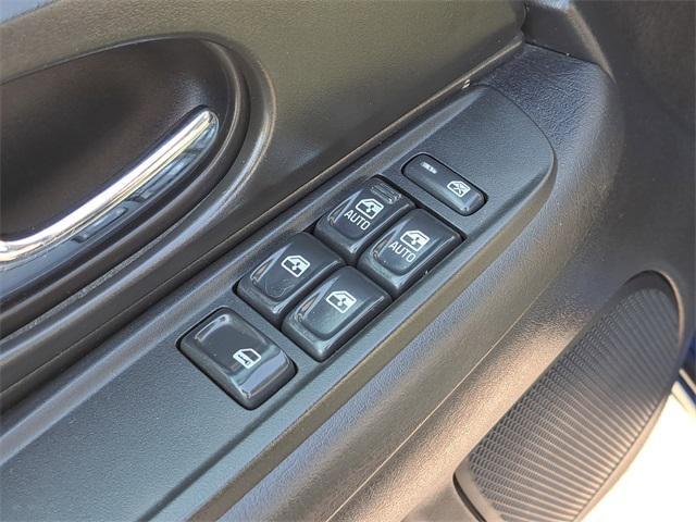 used 2005 GMC Envoy car, priced at $4,950
