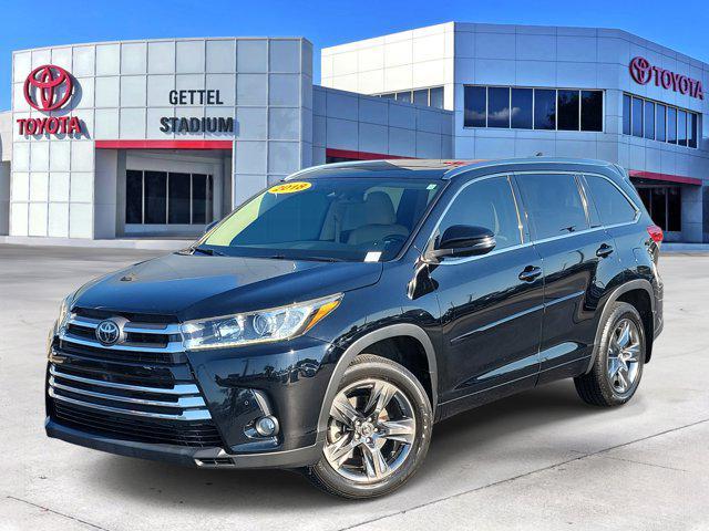 used 2018 Toyota Highlander car, priced at $28,782