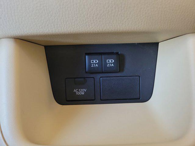 used 2018 Toyota Highlander car, priced at $28,782