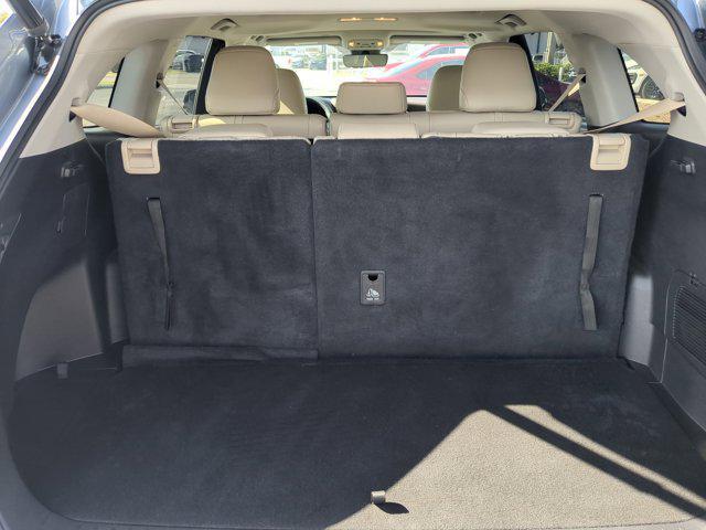 used 2022 Toyota Highlander car, priced at $34,451