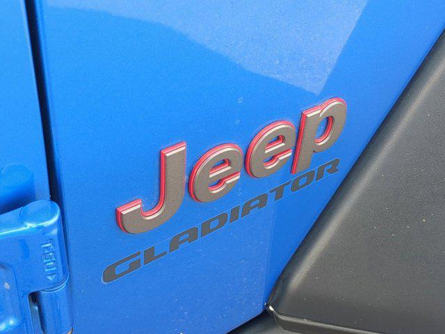 used 2021 Jeep Gladiator car, priced at $34,542