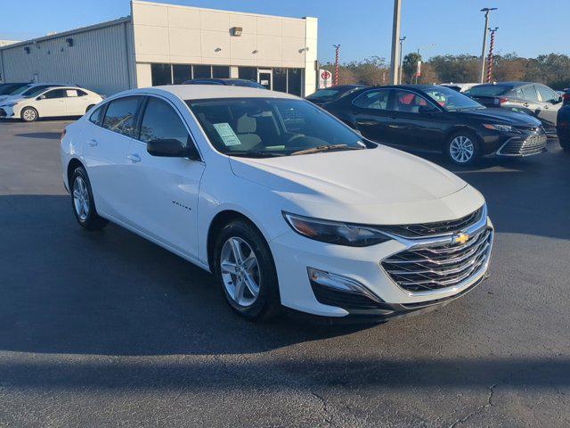 used 2020 Chevrolet Malibu car, priced at $13,640