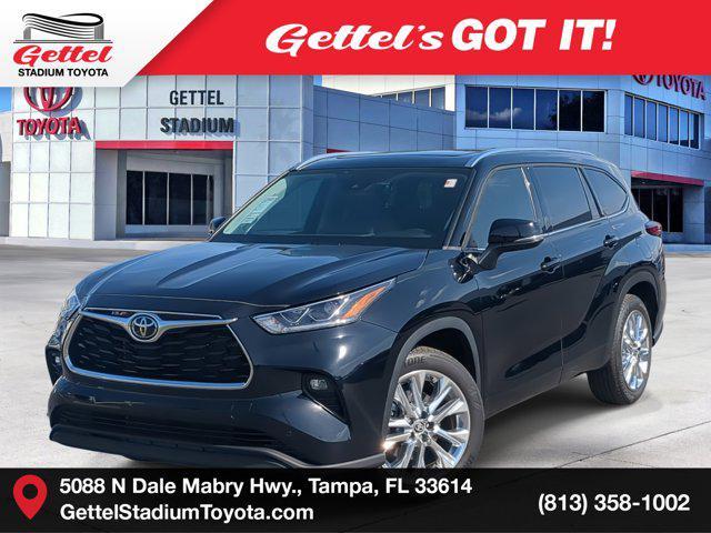used 2023 Toyota Highlander car, priced at $41,136