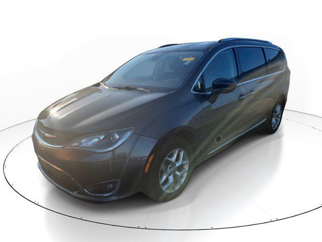 used 2019 Chrysler Pacifica car, priced at $18,067