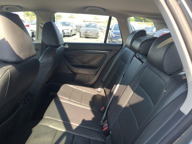 used 2012 Volkswagen Jetta SportWagen car, priced at $3,500