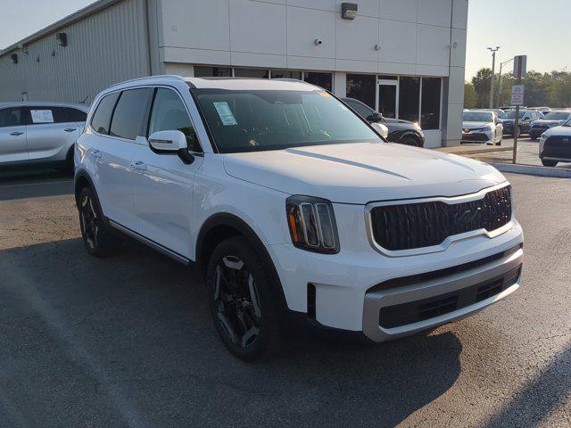 used 2024 Kia Telluride car, priced at $34,228