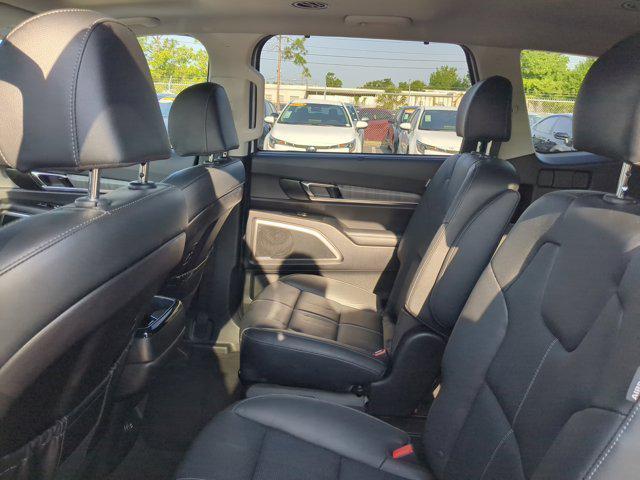 used 2024 Kia Telluride car, priced at $34,228