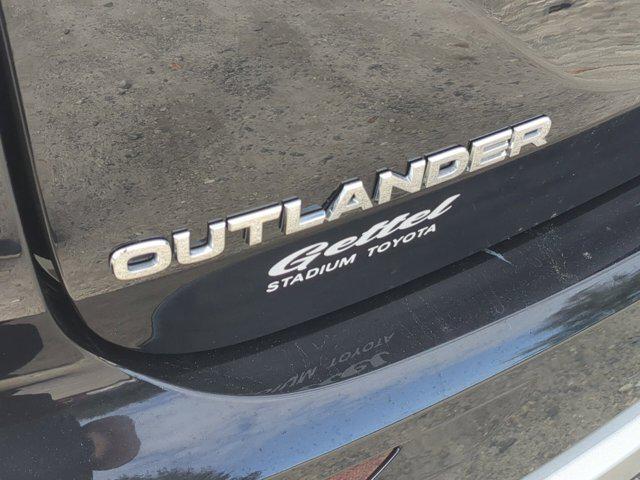 used 2023 Mitsubishi Outlander car, priced at $23,232