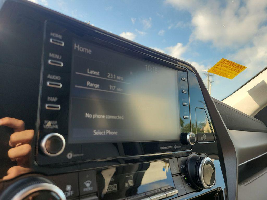 used 2022 Toyota Highlander car, priced at $31,539