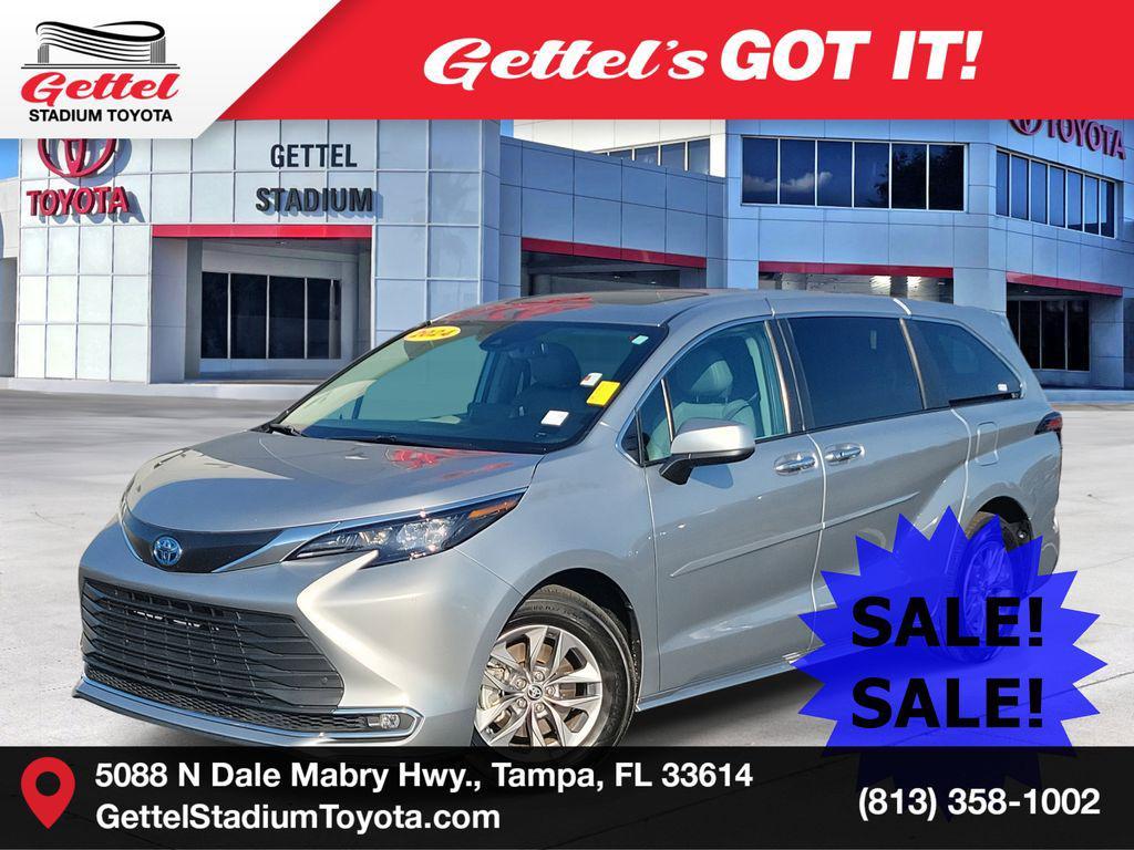 used 2024 Toyota Sienna car, priced at $31,958