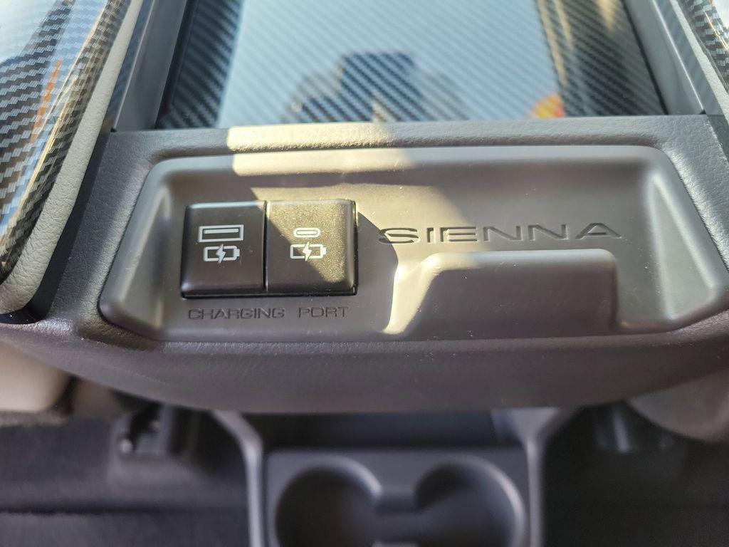 used 2024 Toyota Sienna car, priced at $31,958