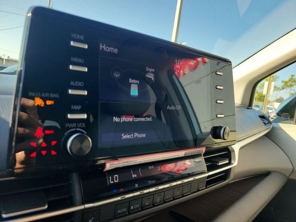 used 2024 Toyota Sienna car, priced at $31,958