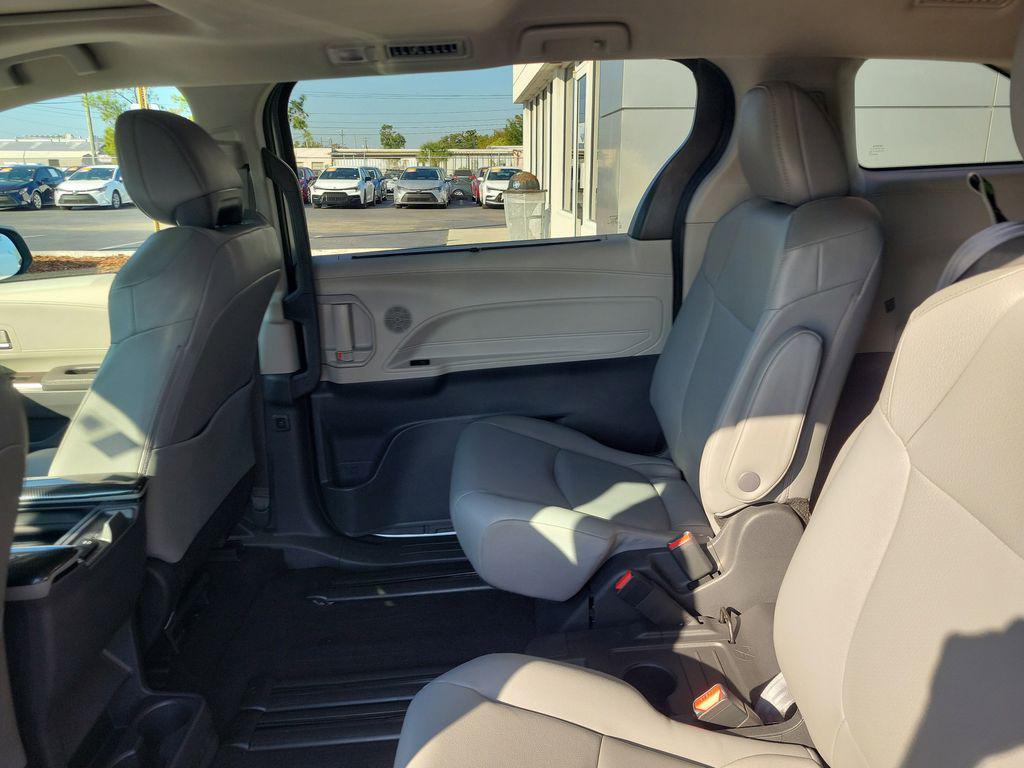 used 2024 Toyota Sienna car, priced at $31,958
