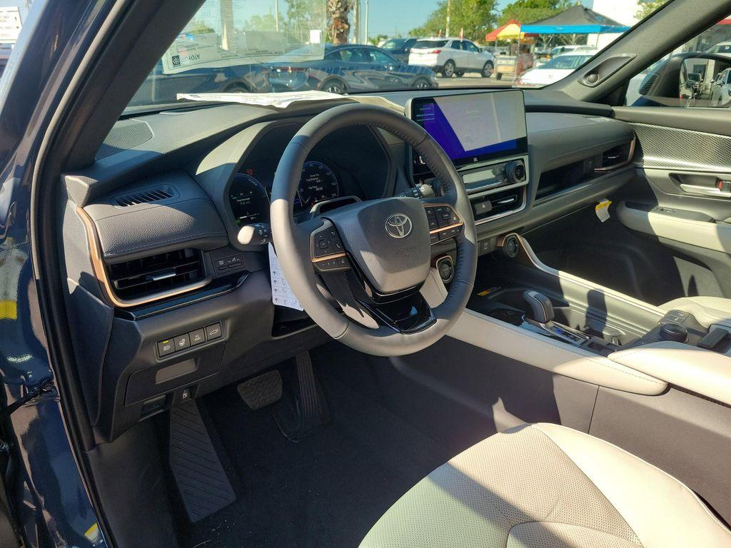 new 2025 Toyota Grand Highlander Hybrid car, priced at $63,143