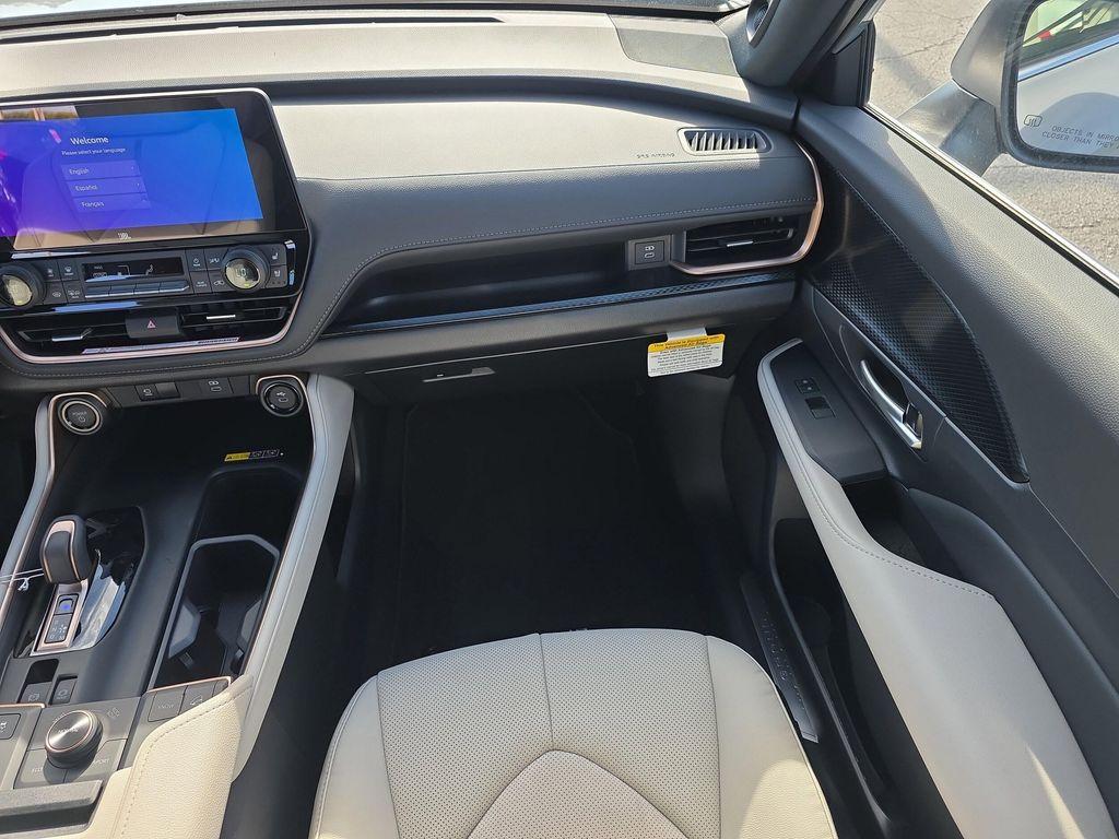 new 2025 Toyota Grand Highlander Hybrid car, priced at $63,992