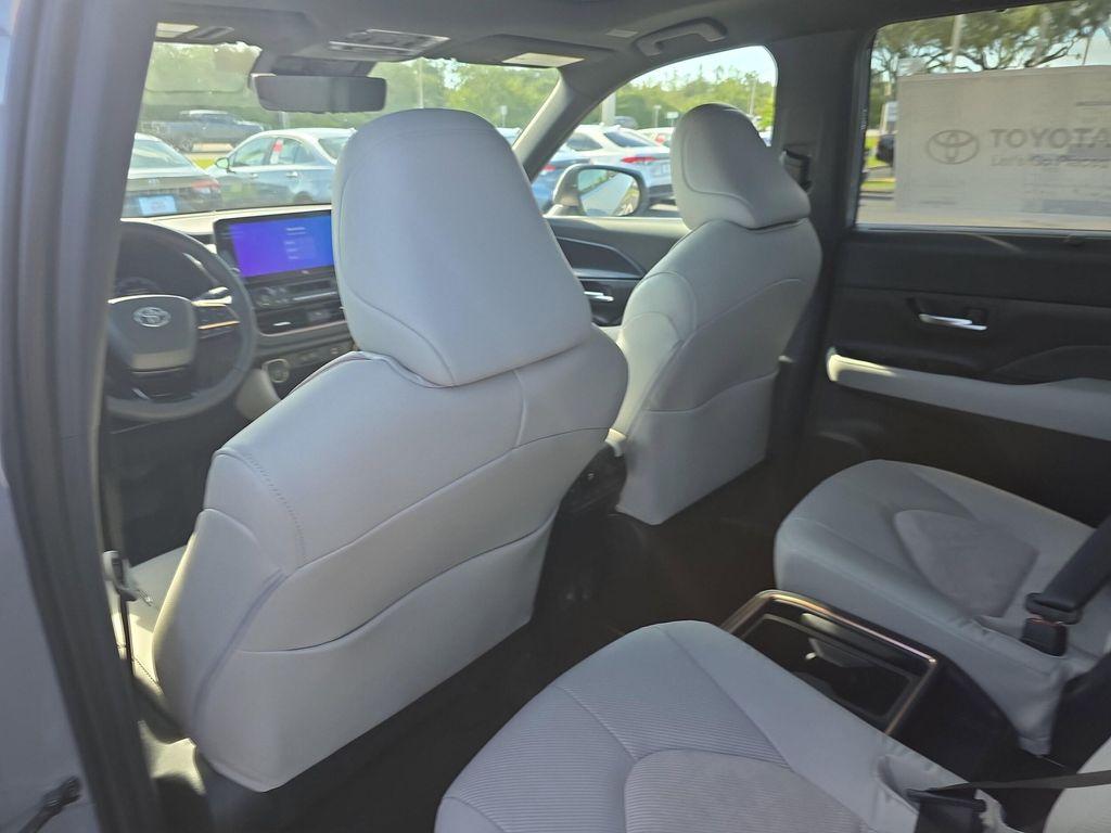 new 2025 Toyota Grand Highlander Hybrid car, priced at $63,992