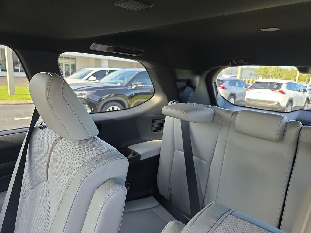 new 2025 Toyota Grand Highlander Hybrid car, priced at $63,992