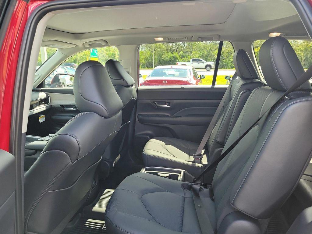 new 2025 Toyota Grand Highlander car, priced at $59,347