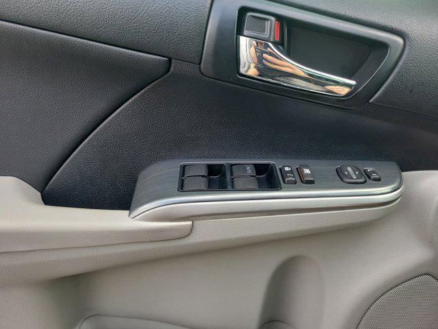 used 2013 Toyota Camry Hybrid car, priced at $7,995