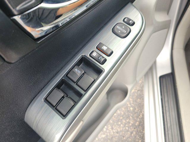 used 2013 Toyota Camry Hybrid car, priced at $7,995