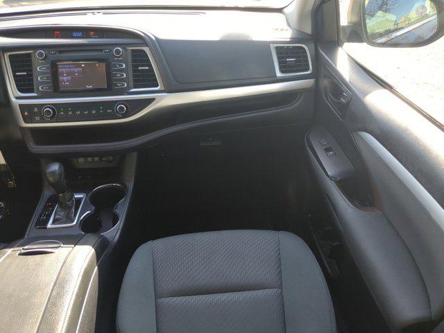 used 2019 Toyota Highlander car, priced at $21,439