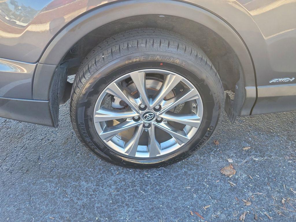 used 2017 Toyota RAV4 Hybrid car, priced at $15,614