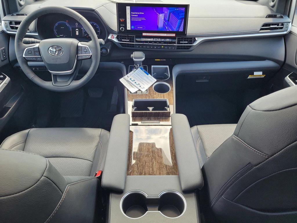new 2025 Toyota Sienna car, priced at $59,284