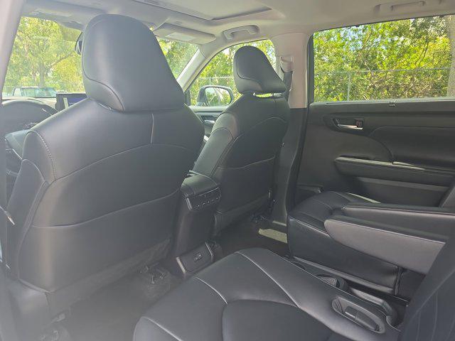 used 2023 Toyota Highlander car, priced at $38,018