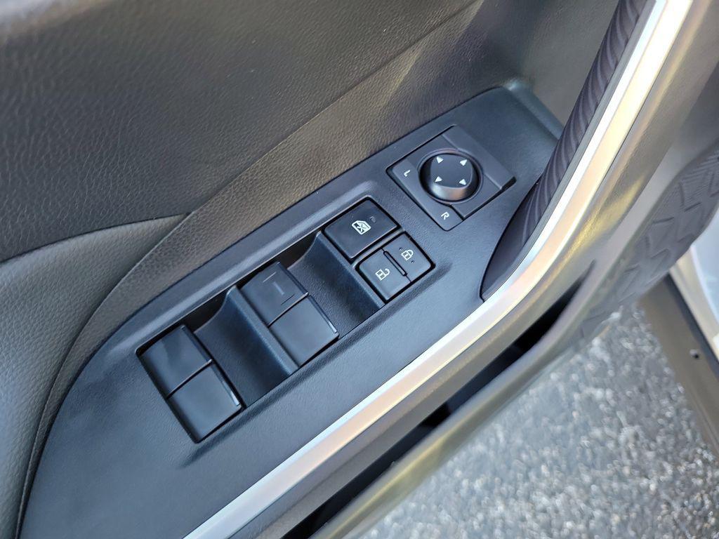 new 2025 Toyota RAV4 car, priced at $30,478