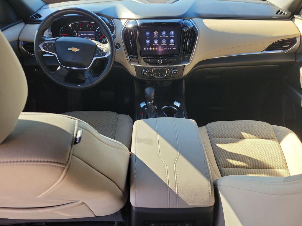 used 2023 Chevrolet Traverse car, priced at $28,702