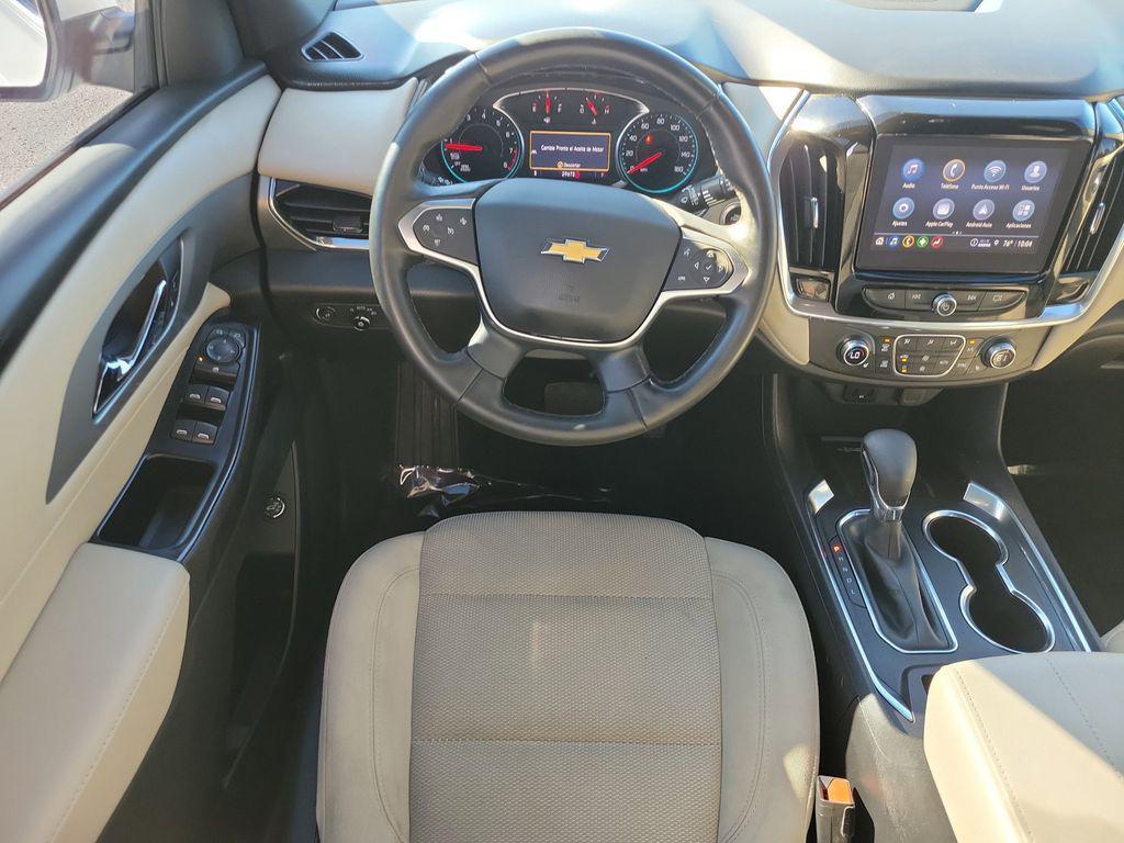 used 2023 Chevrolet Traverse car, priced at $28,702