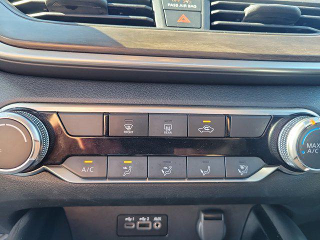used 2023 Nissan Altima car, priced at $22,084