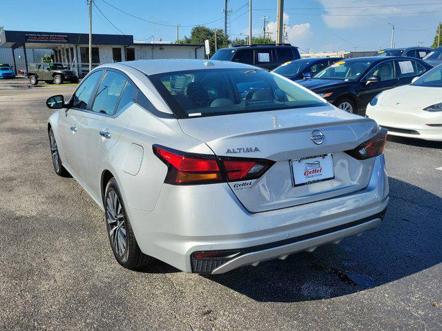 used 2023 Nissan Altima car, priced at $22,084