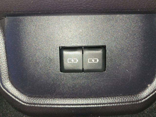 used 2022 Toyota Highlander car, priced at $28,900