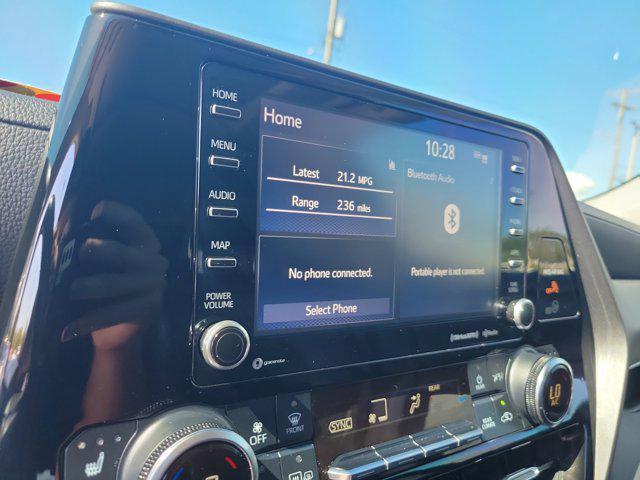 used 2022 Toyota Highlander car, priced at $28,900