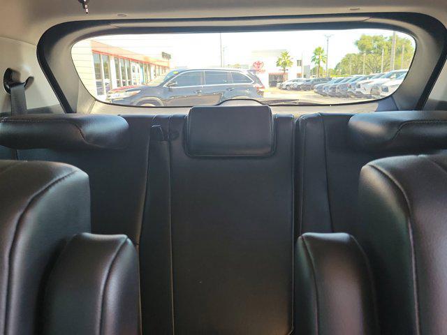 used 2022 Toyota Highlander car, priced at $28,900