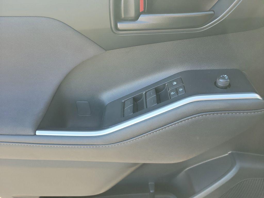 used 2023 Toyota Highlander car, priced at $28,352