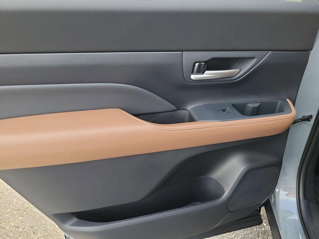 new 2026 Toyota Grand Highlander Hybrid car, priced at $64,571