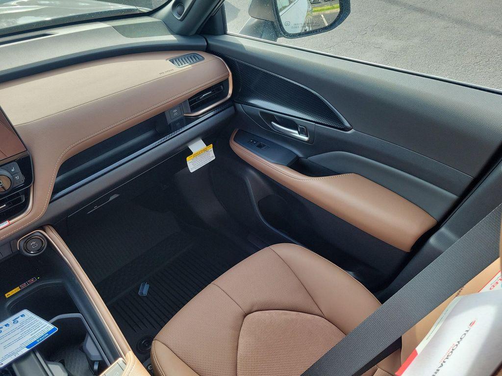 new 2026 Toyota Grand Highlander Hybrid car, priced at $64,571