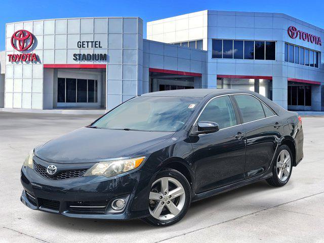 used 2014 Toyota Camry car, priced at $13,516